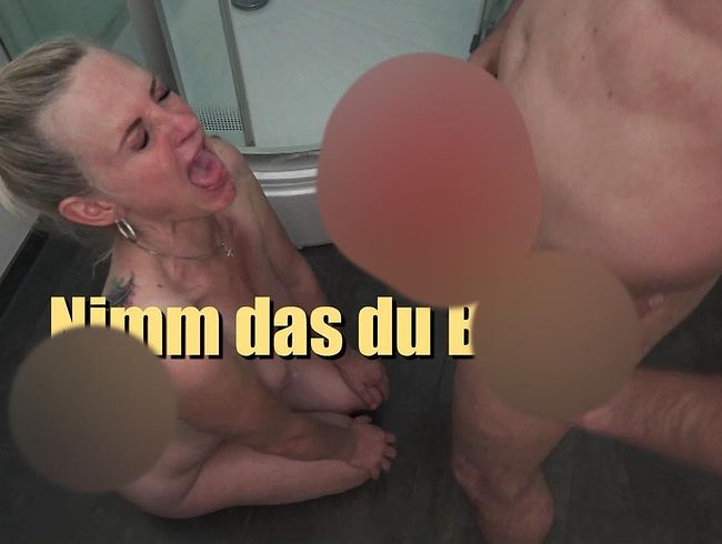 Dirty Tina Porno Video: schl**k meinen Sekt du Bitch!